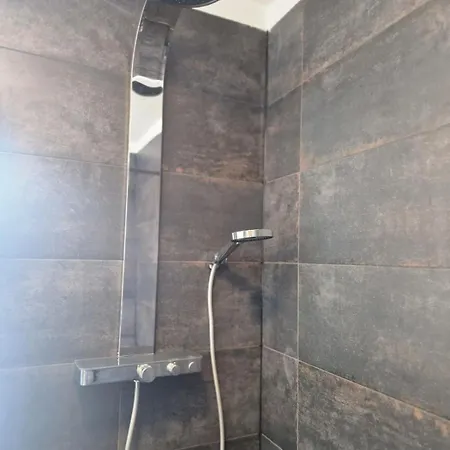 Апартаменты Fewo's Und Apartment's Blaues Haus Давос