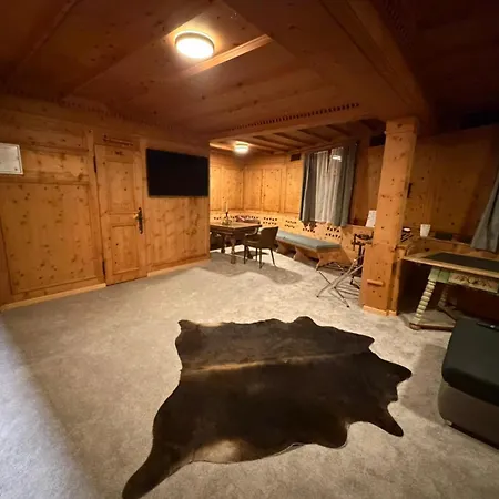 Fewo's Und Apartment's Blaues Haus Apartamento Davos