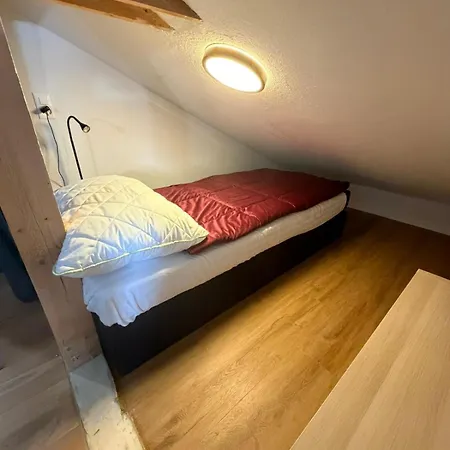 Fewo's Und Apartment's Blaues Haus شقة