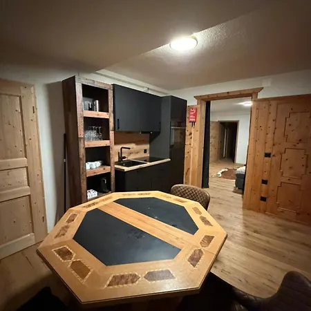 Fewo's Und Apartment's Blaues Haus شقة *