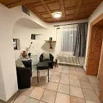 Fewo's Und Apartment's Blaues Haus דירה דאבוס