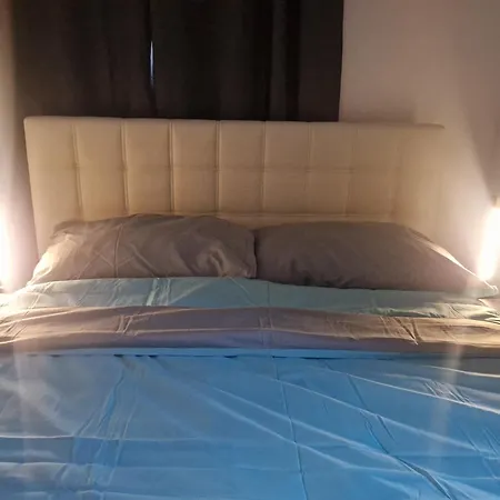 Apartamento Fewo's Und Apartment's Blaues Haus *