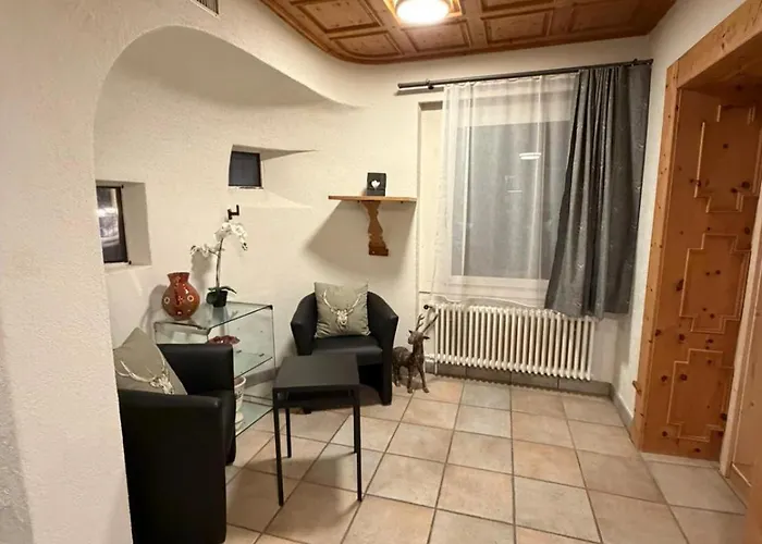 Fewo's Und Apartment's Blaues Haus Apartment Davos