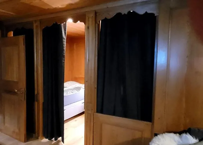 Fewo's Und Apartment's Blaues Haus * Davos